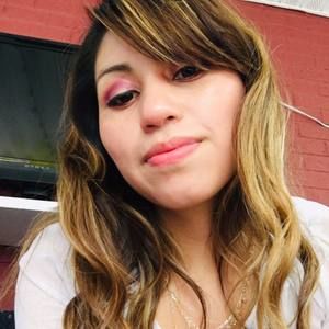 Meet your Posher, Ana